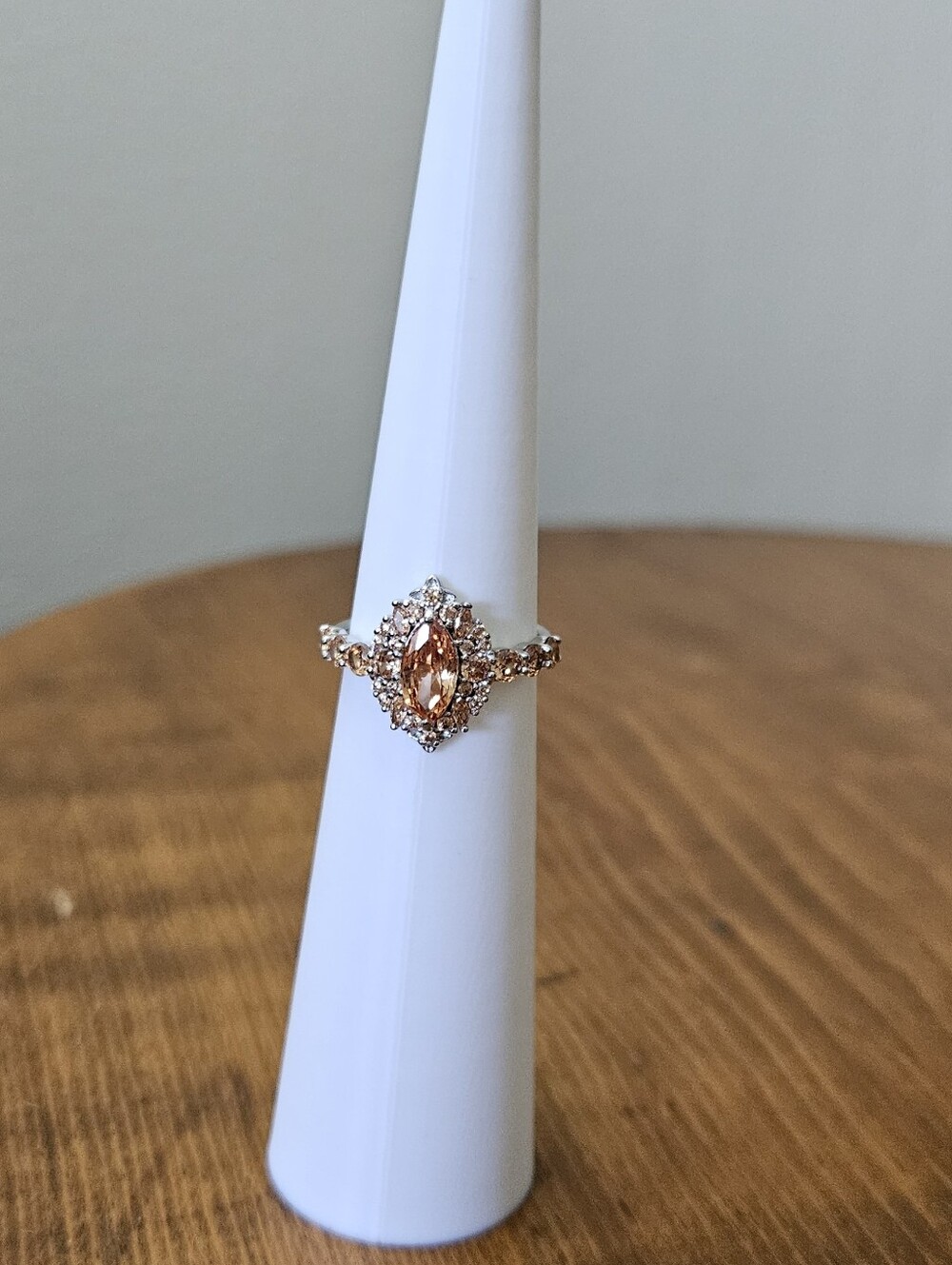 The Sterling Club ●RETIRED● Bomb Party Ring RBP7418 Size 7